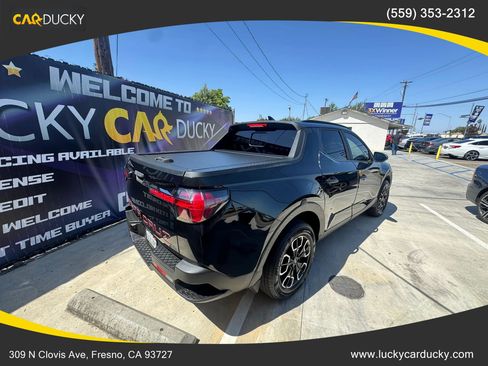 Used 2022 Hyundai Santa Cruz SEL w/ Activity Package FWD image 5