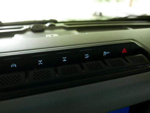 Used 2021 Ford Bronco Badlands image 27