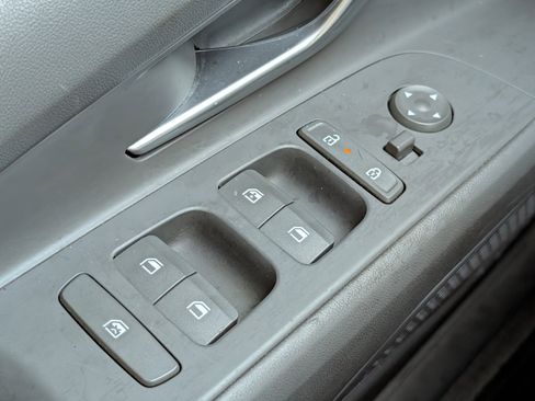 Used 2024 Hyundai Elantra SEL w/ Convenience Package image 20