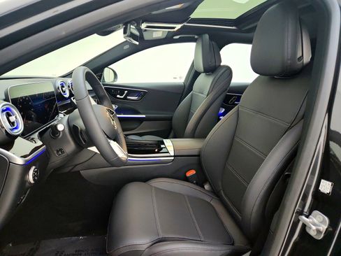 Used 2025 Mercedes-Benz C 300 Sedan image 12