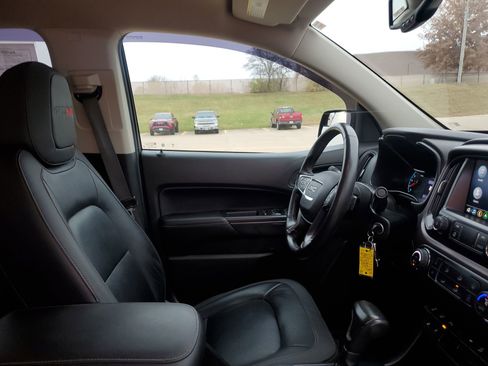 Used 2021 GMC Canyon AT4 w/ Driver Alert Package image 33