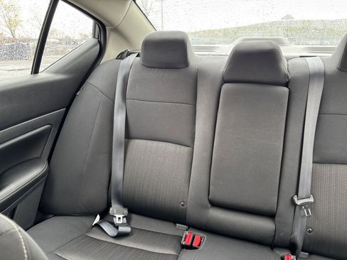 Used 2025 Nissan Altima 2.5 SV FWD image 37