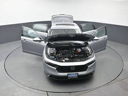 Used 2023 Honda Accord EX image 48