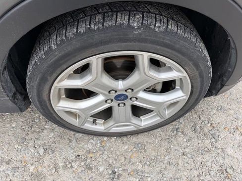Used 2017 Ford Escape Titanium AWD/4WD image 12