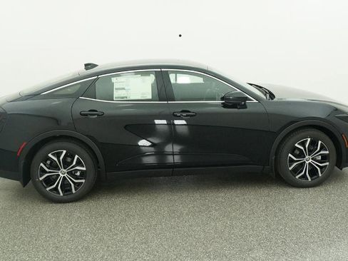 New 2026 Toyota Crown XLE image 25