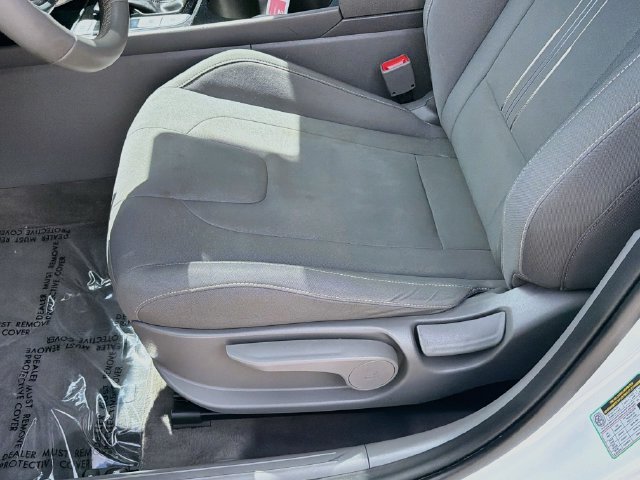 Used 2024 Hyundai Elantra SEL w/ Convenience Package FWD image 20
