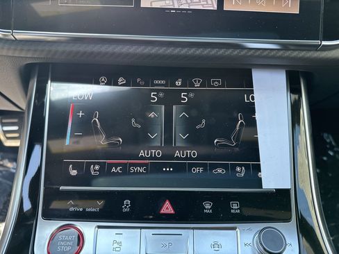 New 2026 Audi SQ8 Prestige AWD/4WD image 6