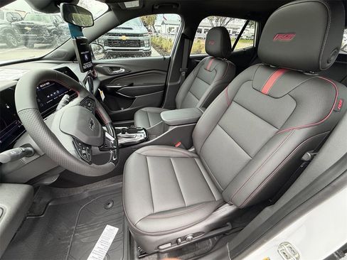 New 2026 Chevrolet Trax RS image 23