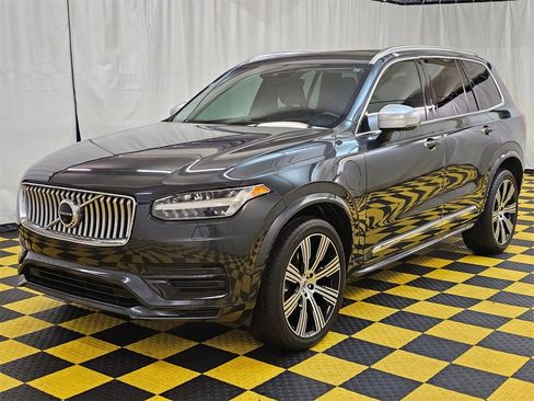 Used 2021 Volvo XC90 T8 Inscription w/ Protection Package Premier image 7