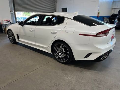 Used 2022 Kia Stinger GT1 RWD image 5