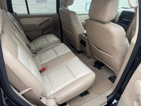 Used 2007 Ford Explorer Eddie Bauer image 13