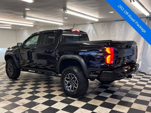 Used 2024 Chevrolet Colorado ZR2 image 11