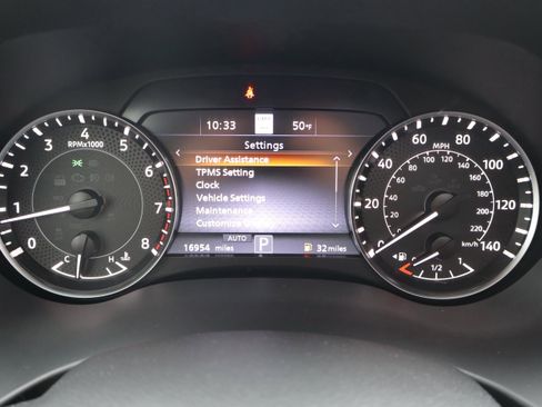 Used 2024 Nissan Armada Platinum w/ Captain's Chairs Package image 37