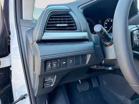 Certified 2026 Honda Odyssey EX-L image 11