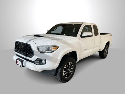 Used 2020 Toyota Tacoma TRD Sport w/ TRD Premium Sport Package AWD/4WD image 1