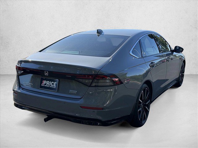 Used 2025 Honda Accord Touring image 5