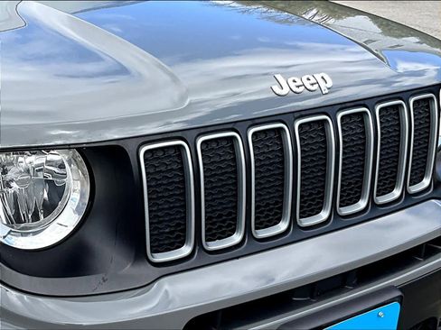 Used 2022 Jeep Renegade Latitude image 53