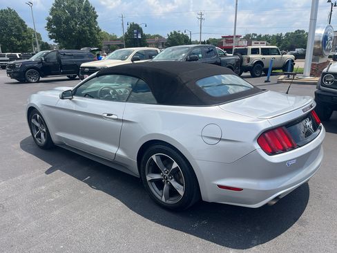 Used 2015 Ford Mustang Convertible w/ Equipment Group 051A RWD image 5