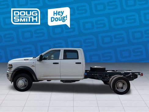 New 2026 RAM 5500 Tradesman w/ Chrome Appearance Group image 3