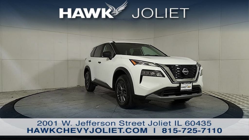 Used 2023 Nissan Rogue S FWD image 2