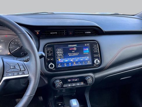 Certified 2023 Nissan Kicks SR FWD image 7