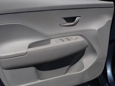 Used 2024 Hyundai Kona SEL FWD image 13