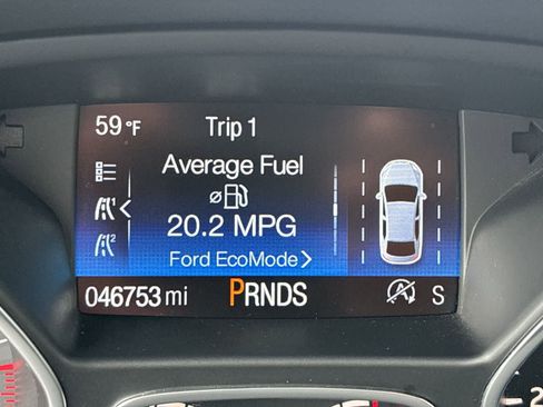 Used 2018 Ford Escape Titanium w/ Ford Safe & Smart Package AWD/4WD image 16