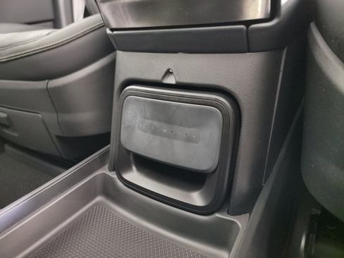 Used 2024 Rivian R1T Adventure Dual AWD/4WD image 31