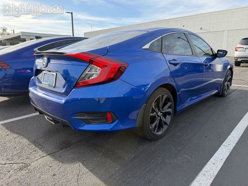 Used 2019 Honda Civic Sport image 4