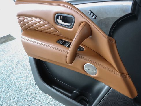 Used 2022 INFINITI QX80 Sensory w/ Cargo Package image 26