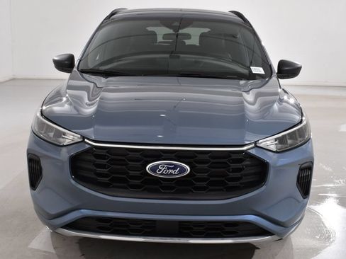 Used 2024 Ford Escape ST-Line w/ Tech Pack #1 AWD/4WD image 3
