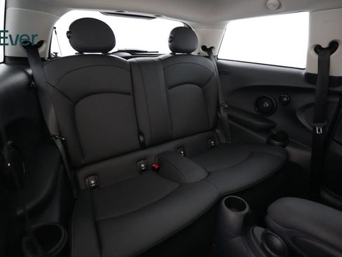 Used 2024 MINI Cooper SE FWD image 5