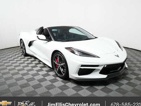Used 2021 Chevrolet Corvette Stingray Premium Conv w/ Z51 Performance Package image 22