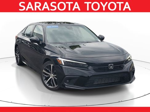 Used 2024 Honda Civic Touring image 1