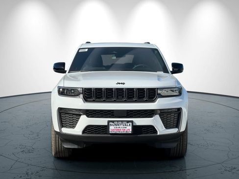 New 2026 Jeep Grand Cherokee L 4WD image 9