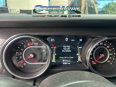 Used 2021 Jeep Wrangler Unlimited Rubicon w/ Trailer Tow Package image 14