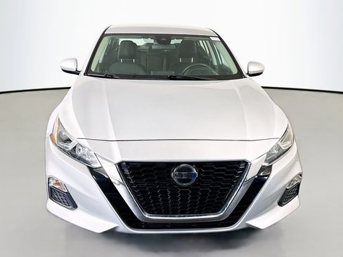 Used 2021 Nissan Altima 2.5 S image 2