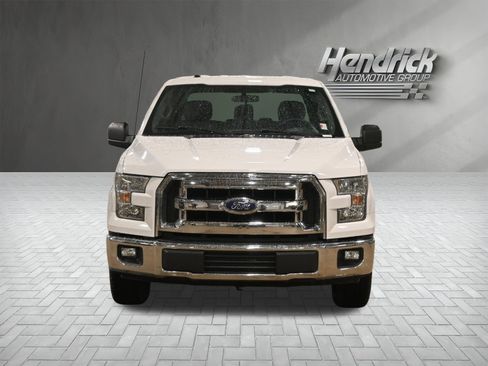 Used 2017 Ford F150 XLT RWD image 3