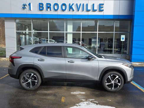 New 2025 Chevrolet Trax RS w/ Driver Confidence Package image 1