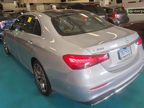 Used 2021 Mercedes-Benz E 350 4MATIC Sedan image 2