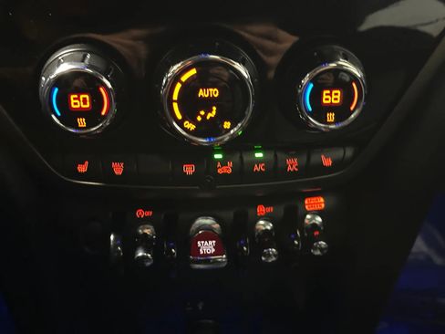 Used 2021 MINI Cooper Countryman S w/ Storage Package image 33