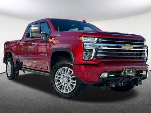 Used 2022 Chevrolet Silverado 2500 High Country w/ Safety Package II image 2