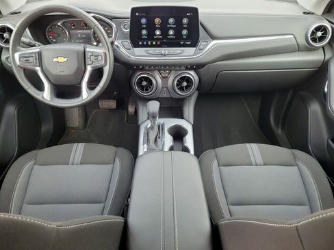 Used 2025 Chevrolet Blazer LT FWD image 14