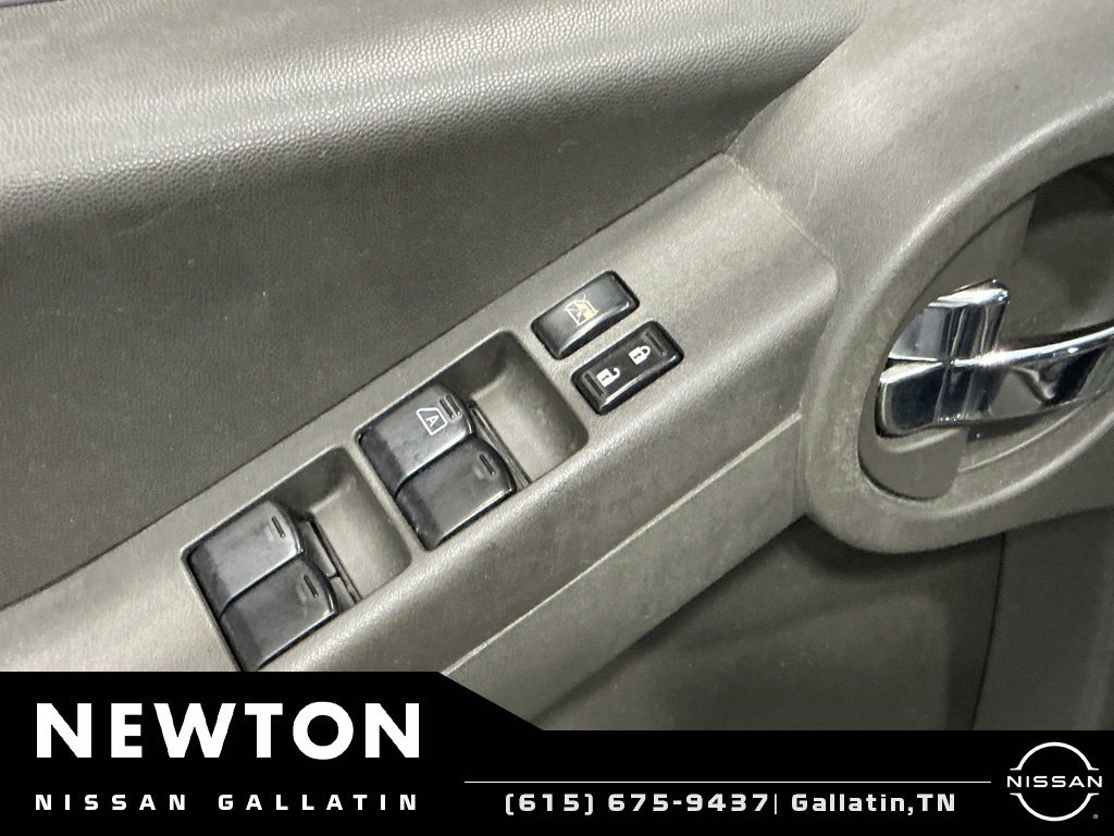 Used 2012 Nissan Xterra PRO-4X AWD/4WD image 38