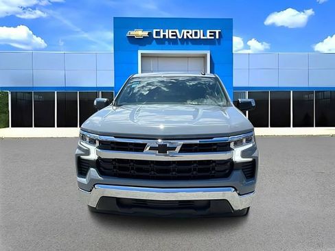 Used 2024 Chevrolet Silverado 1500 LT w/ LPO, Dark Essentials Package RWD image 8