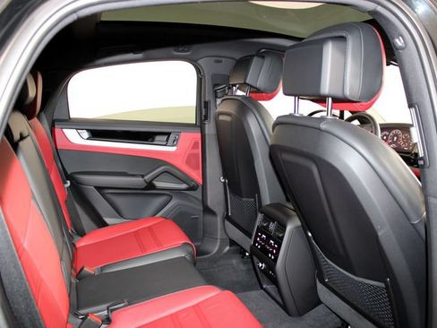 Certified 2026 Porsche Cayenne S AWD/4WD image 22