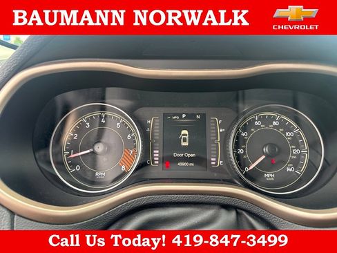 Used 2014 Jeep Cherokee Latitude AWD/4WD image 24