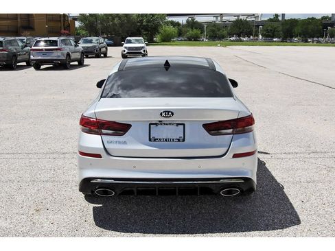 Used 2020 Kia Optima SE FWD image 6