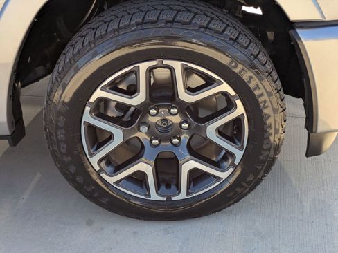 Used 2025 RAM 1500 Laramie w/ Laramie Southwest Edition image 28