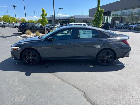 New 2026 Hyundai Elantra Sport w/ Cargo Package FWD image 12